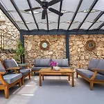 Gorgeous 3 Bedroom At Kalamar Bay