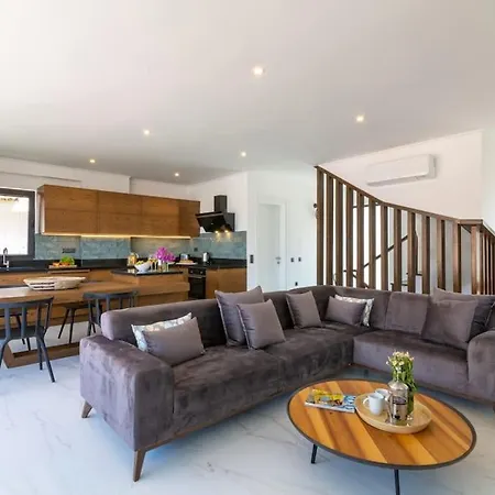 Gorgeous 3 Bedroom At Kalamar Bay Willa