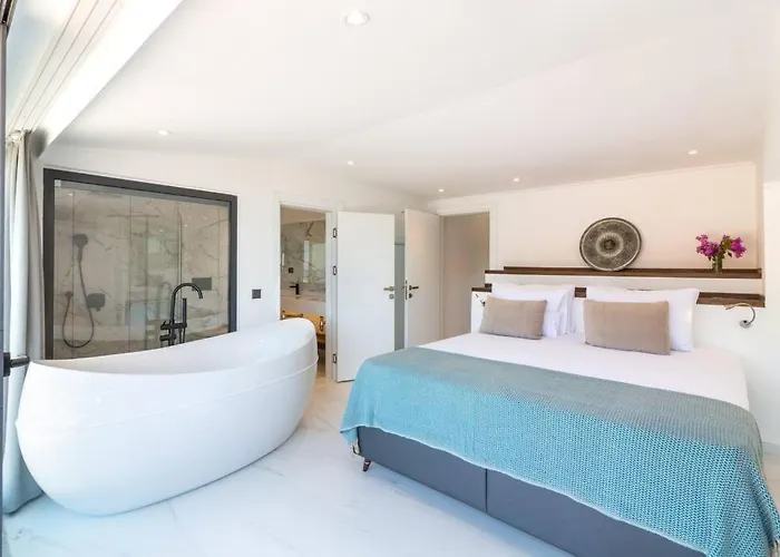 Villa Gorgeous 3 Bedroom At Kalamar Bay Kalkan